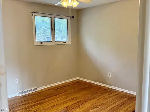 Bedroom - 7052 Fox Hill Dr, Solon, OH 44139 photo 3 of 3