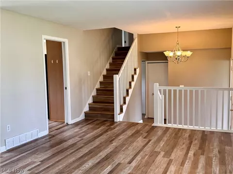 Living - 7052 Fox Hill Dr, Solon, OH 44139 photo 1 of 9