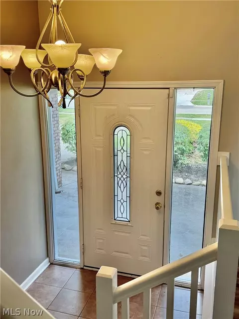 Entry Way - 7052 Fox Hill Dr, Solon, OH 44139 photo 2 of 2