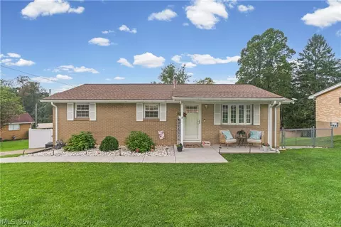 413 Olive Dr, Steubenville, OH 43953