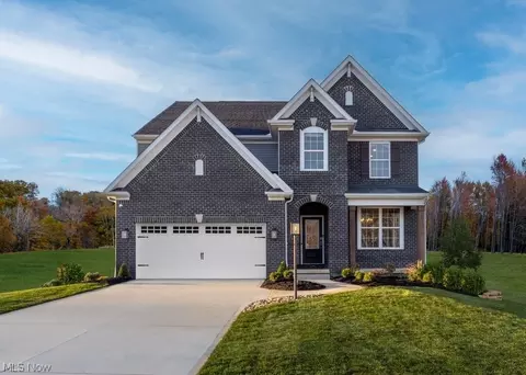 3618 Great Windsor Ln, Uniontown, OH 44685