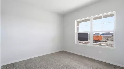Bedroom - 109 Fippenny Pl, Mount Vernon, OH 43050 photo 4 of 9