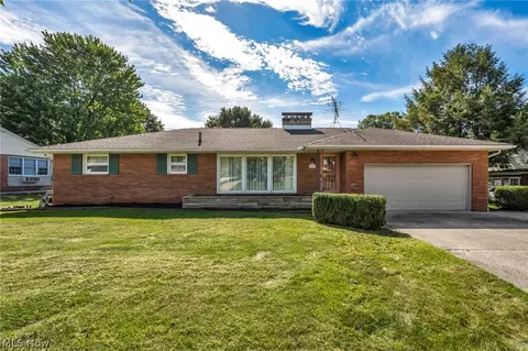3806 21st St NW, Canton, OH 44708