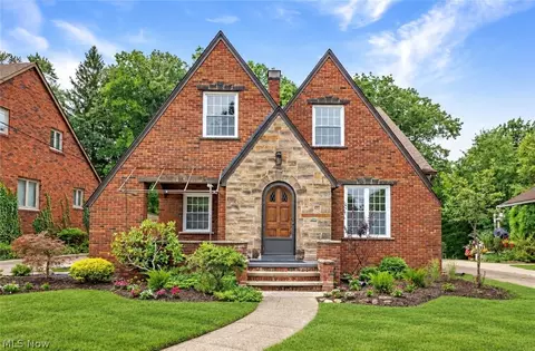 4170 Rustic Rd, Cleveland, OH 44135