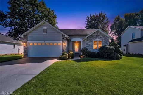 441 Pemberton Dr, Elyria, OH 44035
