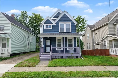 2344 E 86th St, Cleveland, OH 44106