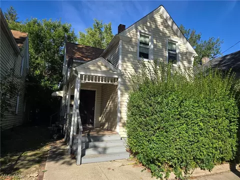 1030 E 72nd St, Cleveland, OH 44103