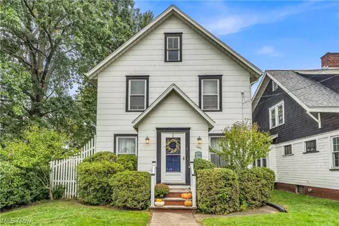 1435 27th St NW, Canton, OH 44709