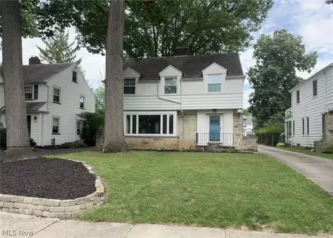 2327 Loyola Rd, University Heights, OH 44118