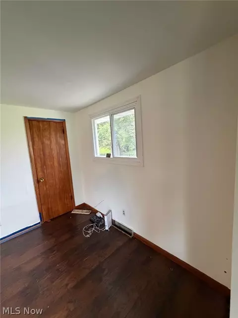 2425 Reeves Ave, Lorain, OH 44052 photo 5