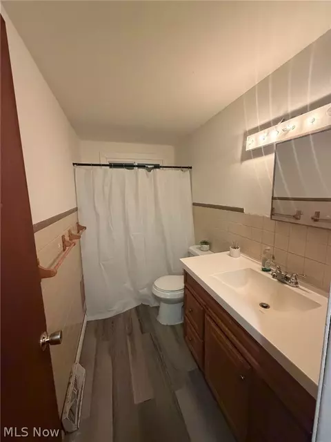 2425 Reeves Ave, Lorain, OH 44052 photo 6