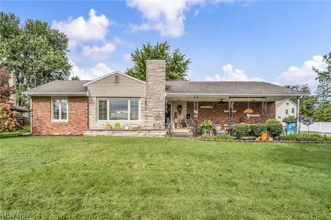 410 S Center St, Newton Falls, OH 44444