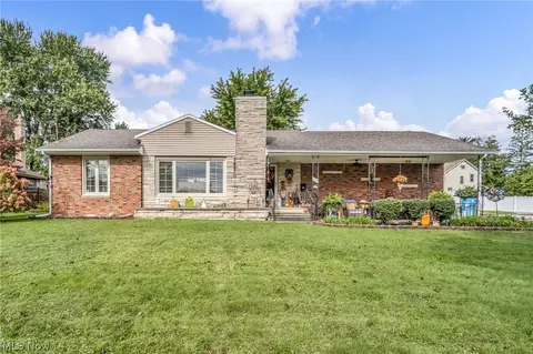 410 S Center St, Newton Falls, OH 44444