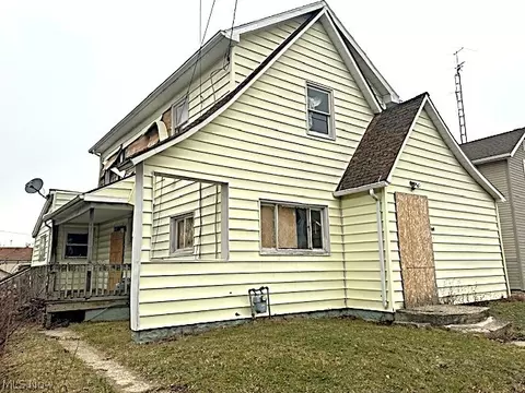 406 Ewing Ave, Lima, OH 45801