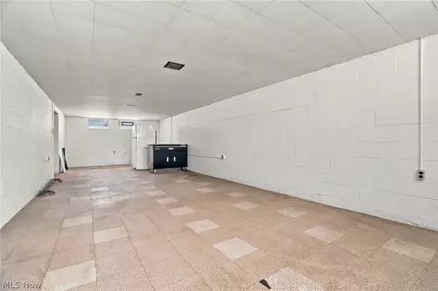 Other - 819 E 261st St, Euclid, OH 44132 photo 6 of 9