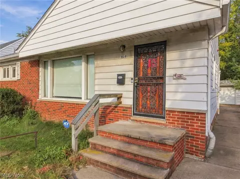 Other - 819 E 261st St, Euclid, OH 44132 photo 1 of 9