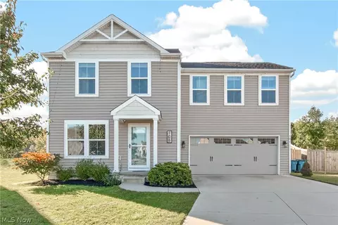 106 Preserve Cir, Amherst, OH 44001