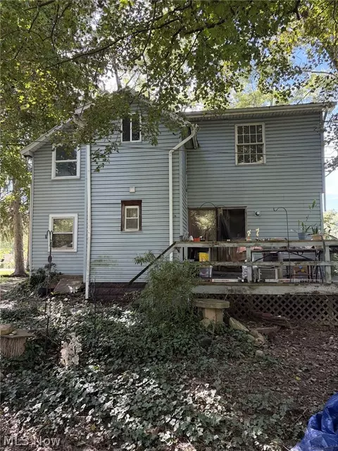 1762 Martin Rd, Mogadore, OH 44260
