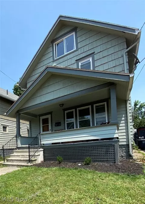1201 Sherman St, Akron, OH 44301