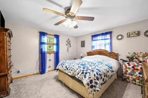 Bedroom - 3568 Mountview Ave, Alliance, OH 44601 photo 2 of 5