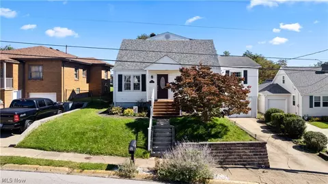 123 Preston Ave, Weirton, WV 26062