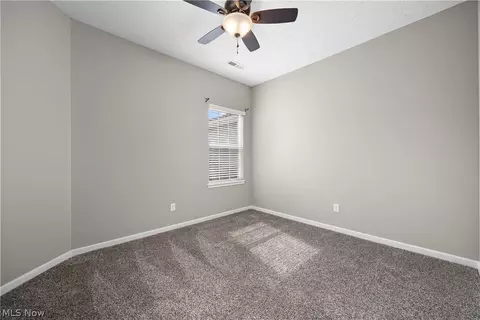 Bedroom - 132 Acorn Ln, Elyria, OH 44035 photo 3 of 6