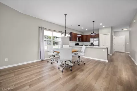 Entry Way - 132 Acorn Ln, Elyria, OH 44035 photo 6 of 6