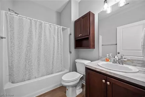 Bath - 132 Acorn Ln, Elyria, OH 44035 photo 2 of 2
