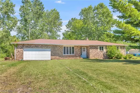 8935 Oberlin Rd, Elyria, OH 44035