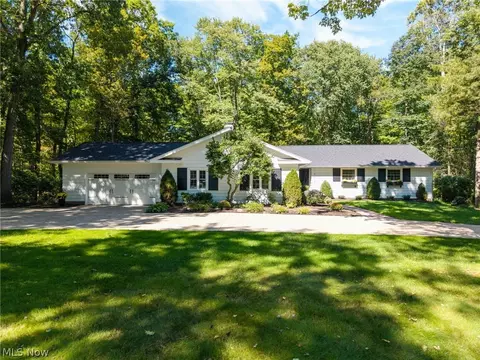 3919 Yellow Creek Rd W, Akron, OH 44333