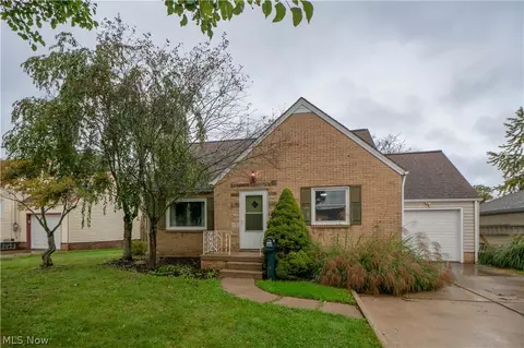 3809 Frazer Ave NW, Canton, OH 44709