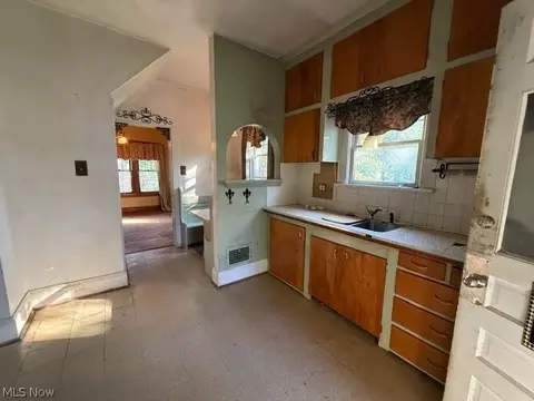 Kitchen - 4515 Mellinger Rd, Canfield, OH 44406 photo 1 of 1