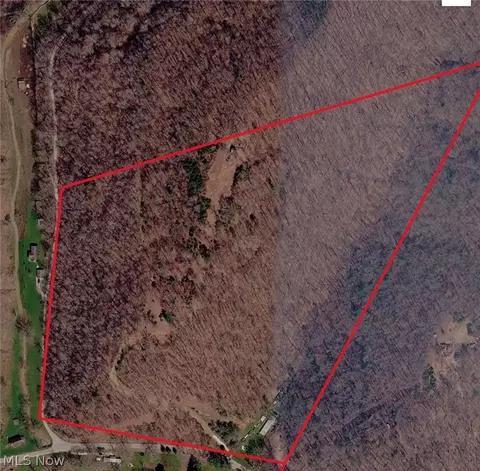 3212 Leading Creek Rd, Big Springs, WV 26137