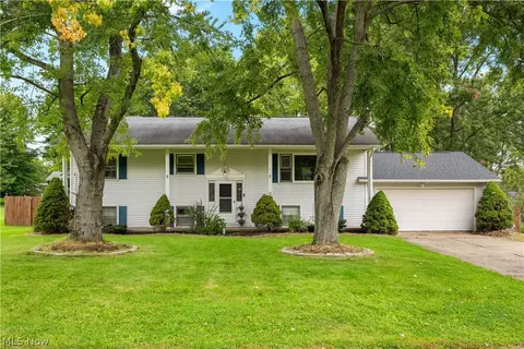1451 Mishler St NE, Alliance, OH 44601