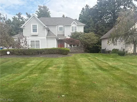 309 Knollwood Trl, Richmond Heights, OH 44143