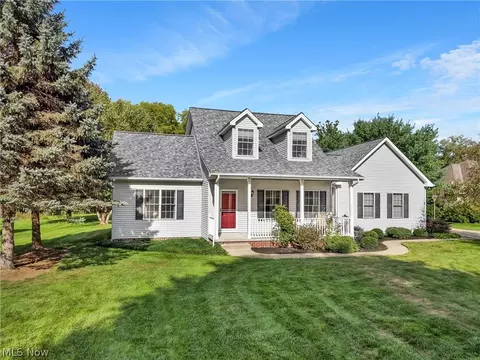 2275 Abbeyville Rd, Valley City, OH 44280