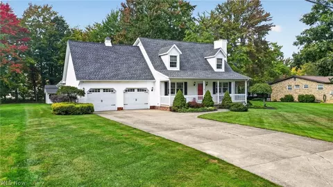 55 Woodside Ave, Jefferson, OH 44047