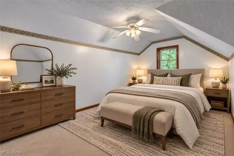 Bedroom - 8375 Nowlen St, Mentor, OH 44060 photo 2 of 7
