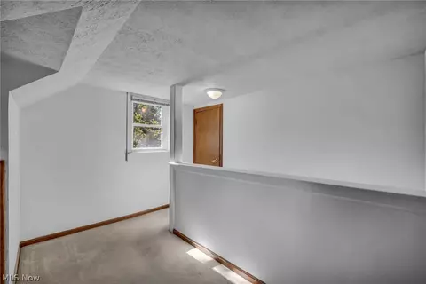 Entry Way - 8375 Nowlen St, Mentor, OH 44060 photo 1 of 2