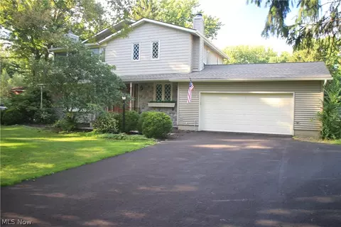 Exterior - 42820 Dellefield Rd, Elyria, OH 44035 photo 2 of 13
