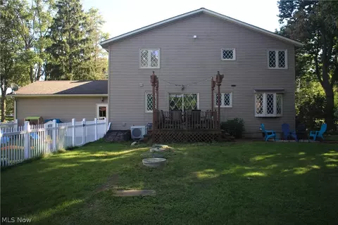 Exterior - 42820 Dellefield Rd, Elyria, OH 44035 photo 6 of 13