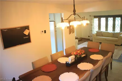 Dining - 42820 Dellefield Rd, Elyria, OH 44035 photo 3 of 3