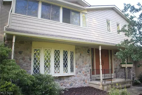 Exterior - 42820 Dellefield Rd, Elyria, OH 44035 photo 12 of 13