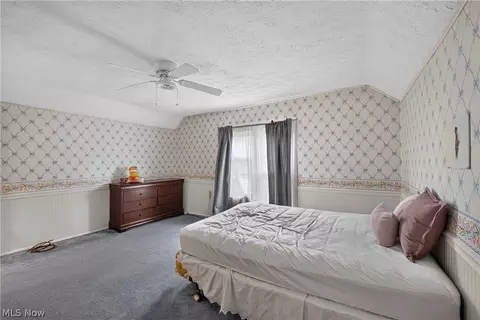 Bedroom - 1801 Myrtle Ave, Ashtabula, OH 44004 photo 3 of 3