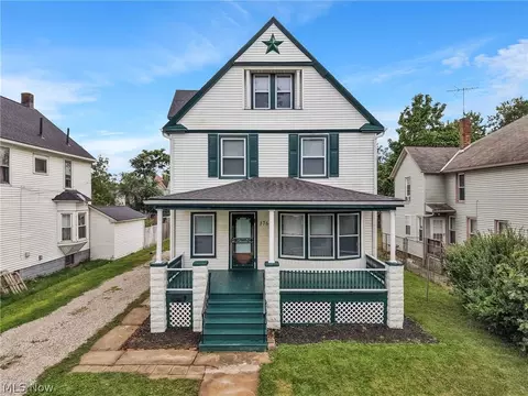 1768 E 31st St, Lorain, OH 44055