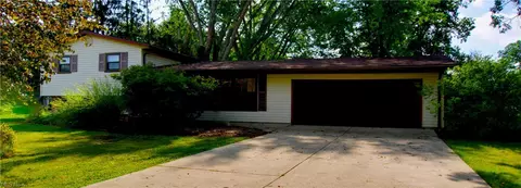 12780 Barbara St SW, Massillon, OH 44647