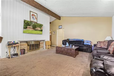 Living - 110 E 252nd St, Euclid, OH 44132 photo 1 of 2