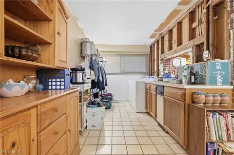 Other - 110 E 252nd St, Euclid, OH 44132 photo 4 of 10