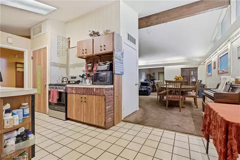 Kitchen - 110 E 252nd St, Euclid, OH 44132 photo 3 of 3