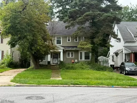 1676 Lee Rd, Cleveland Heights, OH 44118